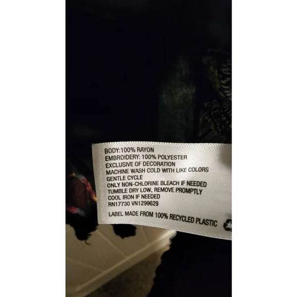 Knox Rose Size medium boho embroidered open kimono fringe black - Picture 6 of 7